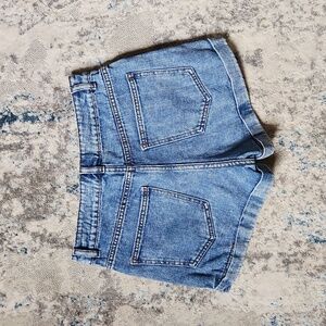 Women's Bullhead Denim Mom Short